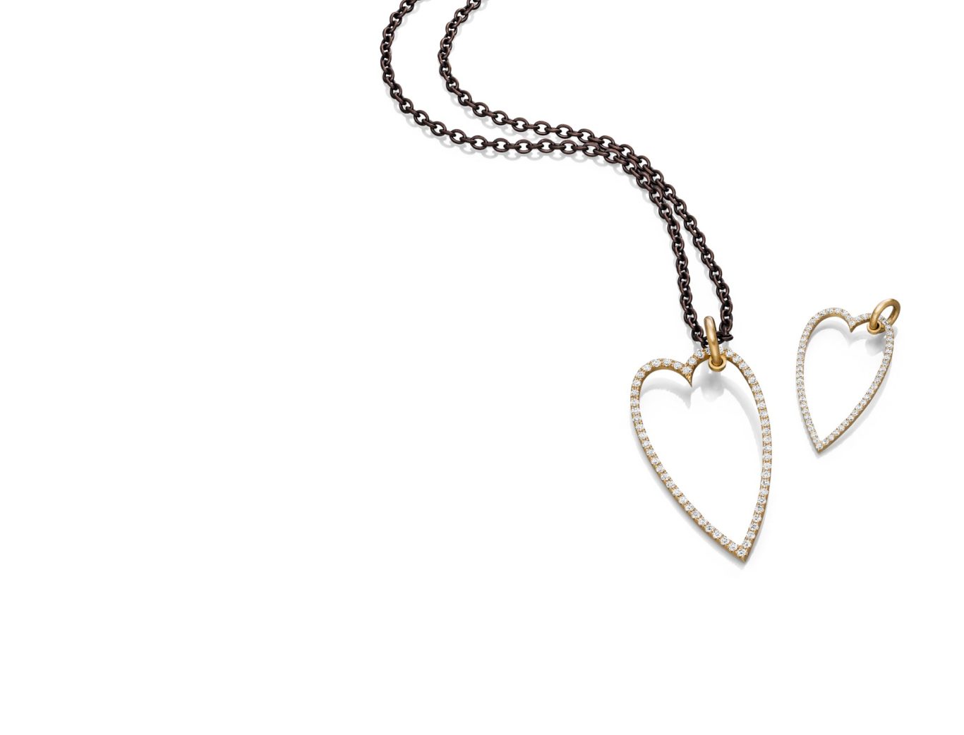 Rahmenherz | 750-RsG | Brillanten Rahmenherz-Anhänger in 750 Roségold mit Brillanten von Pia Drexel an brauner Ankerkette aus Stahl von Jörg Kaiser.